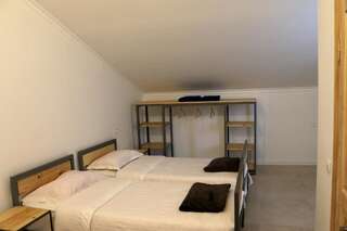 Отели типа «постель и завтрак» Kazbegi Chalet Степанцминда Двухместный номер с 1 кроватью и собственной ванной комнатой-22